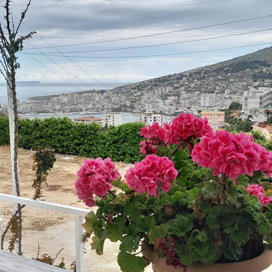 Luxury Dennis Home Sarandë Exterior foto